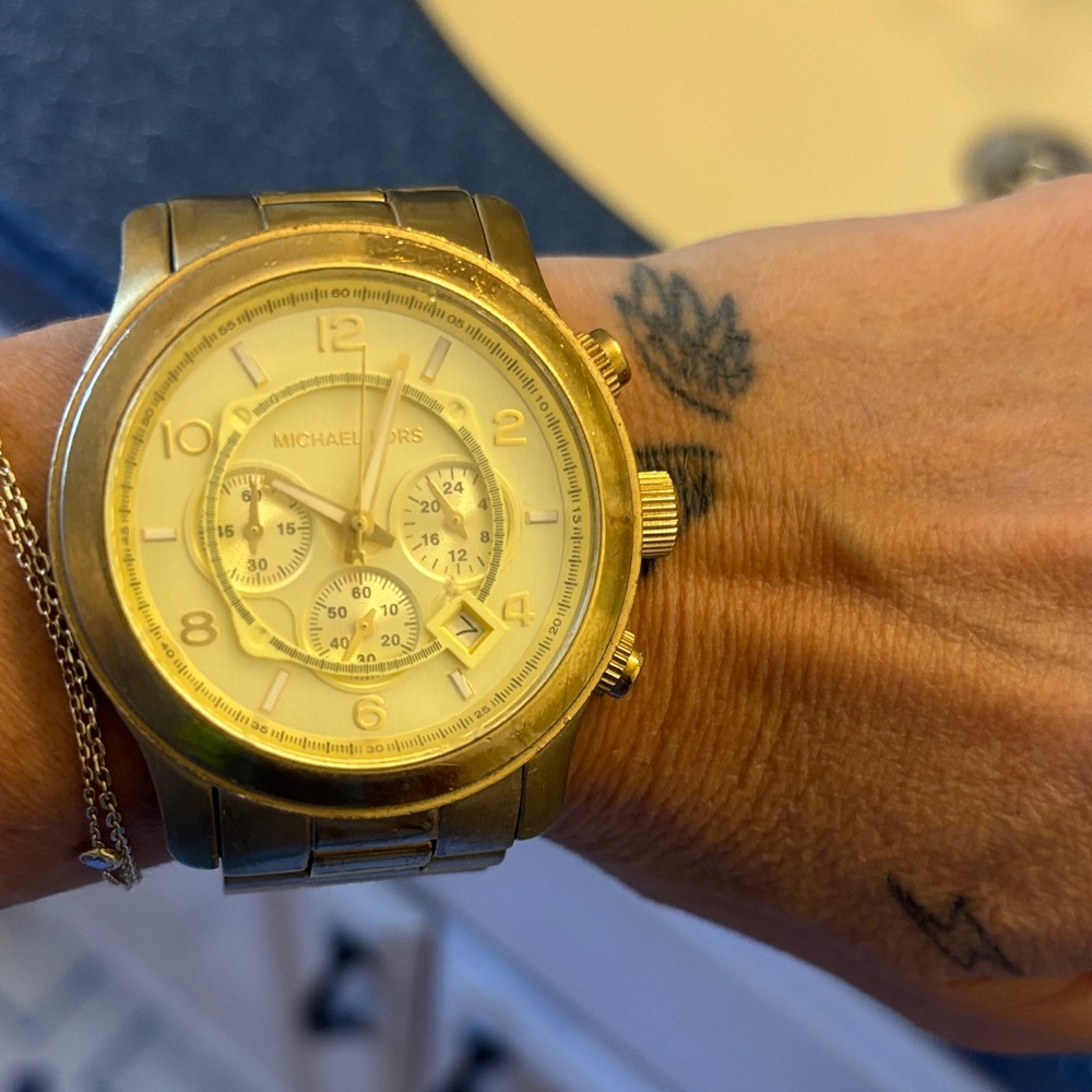 Michael kors watch